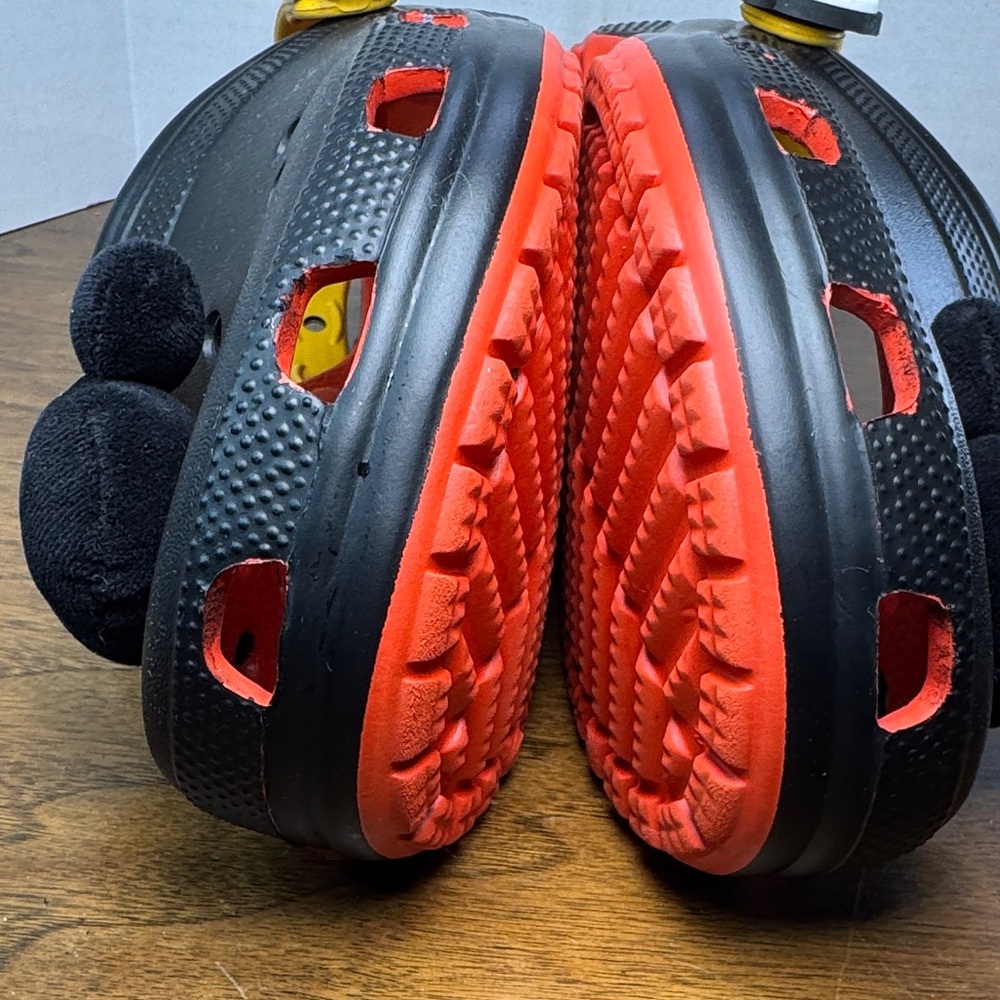 Disney Mickey Mouse Classic Crocs Clogs, Unisex Adult, Womens sz 11 / Mens sz 9 - Picture 11 of 16